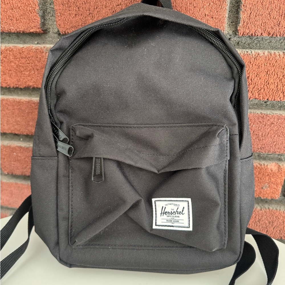 Herschel Classic Mini 9.0L Backpack Black
